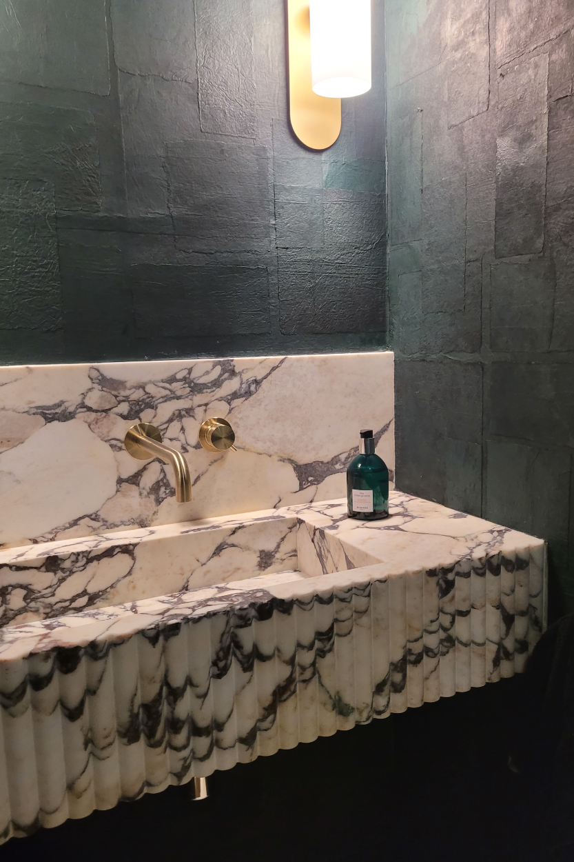 Marbrerie Cote basque, Marbrerie Hossegor, Rénovation marbreCote basque, Rénovation marbre Hossegor, Conception design marbre Cote basque, Conception design marbre Hossegor, Mobilier en marbre Cote basque, Mobilier en marbre Hossegor, plan de travail en marbre Cote basque, plan de travail en marbre Hossegor